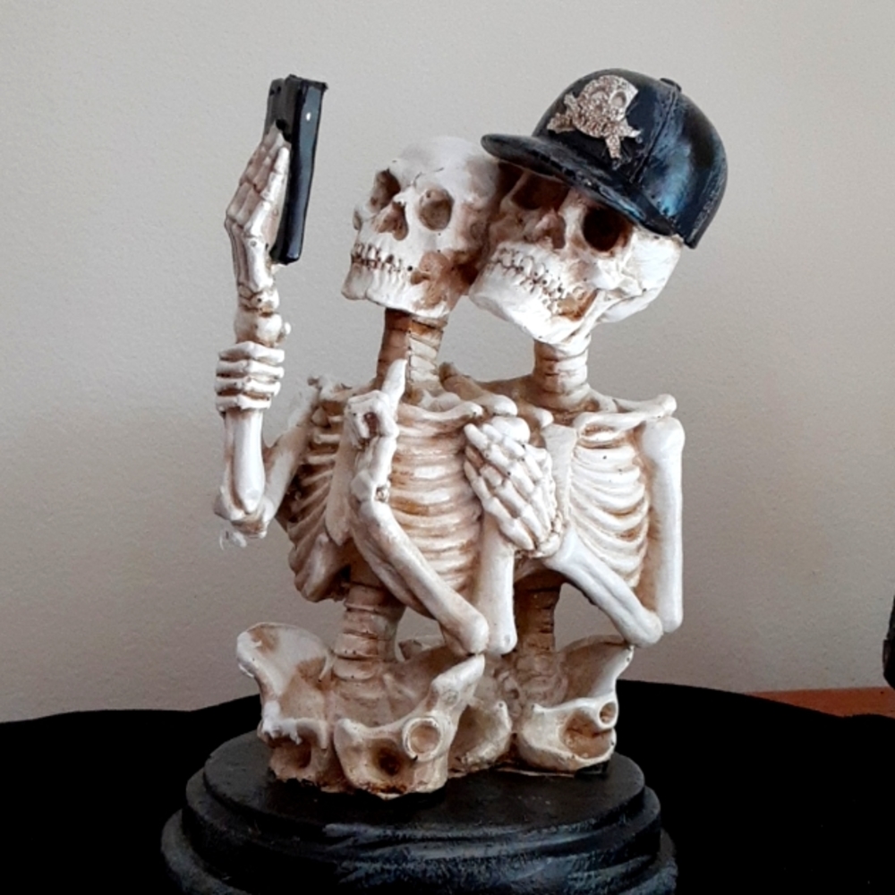 Skeleton couple